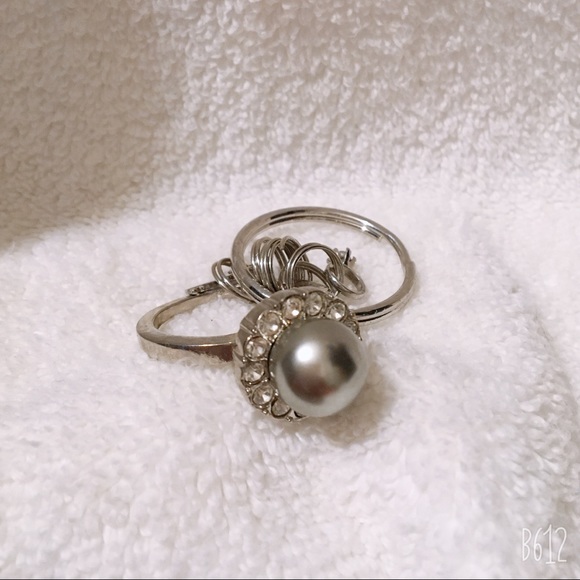 Faux Gray Grey Black Pearl Key Purse Charm Chain NEW Keychain RED BANNER - Picture 5 of 8